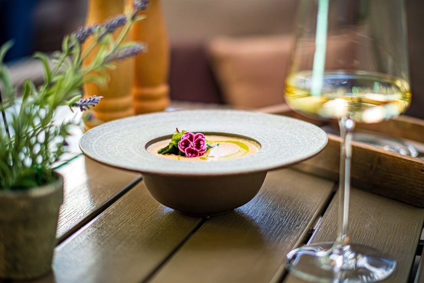 Llega el frío: ¿qué vinos elegir para maridar con sopas, cremas y caldos? Llega el frío: ¿qué vinos elegir para maridar con sopas, cremas y caldos?